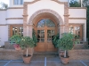 03-club-hispanico-the-entrance